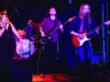 Die Band „The Manic Foxes“ aus beim plattdeutschen Bandcontest Plattsounds 2018. Hier beim Auftritt im Zollhaus in Leer. Die Aufnahmen dürfen im Rahmen der Berichterstattung von Plattsounds 2018 honorarfrei verwendet werden.