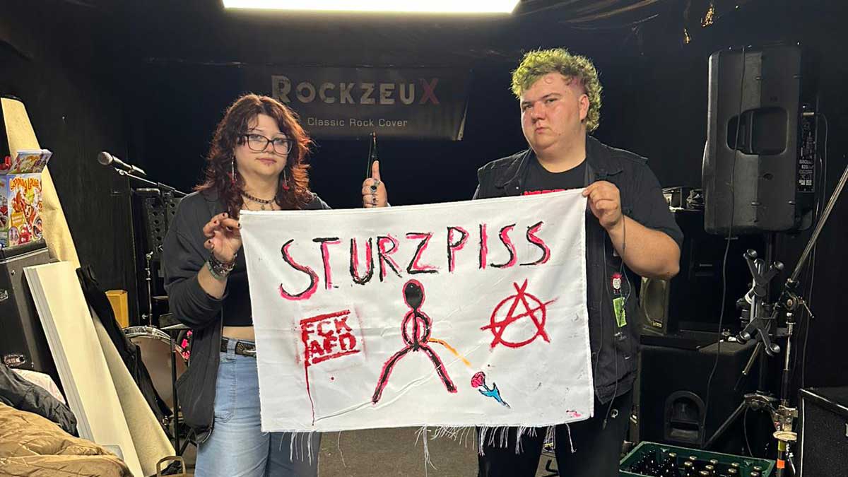 Ein Portraitfoto der Punk-Band Sturzflug