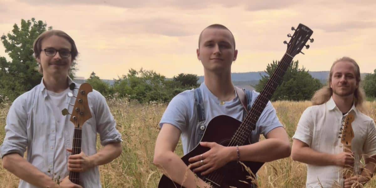 Ein Bandfoto der Band Polar Orchid
